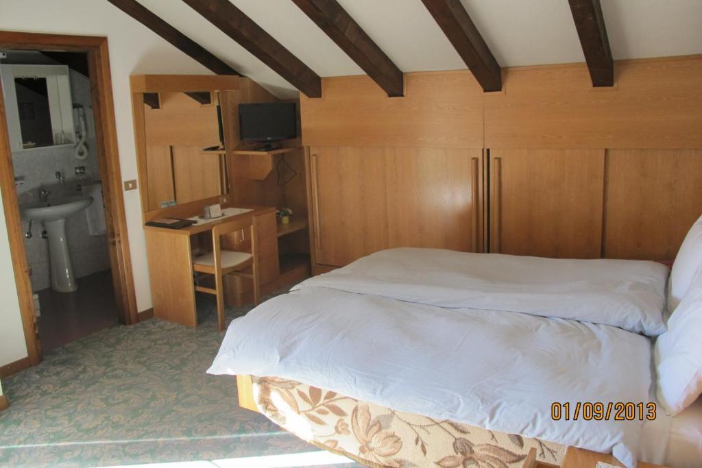 Hotel Presena Пасо дел Тонале Екстериор снимка