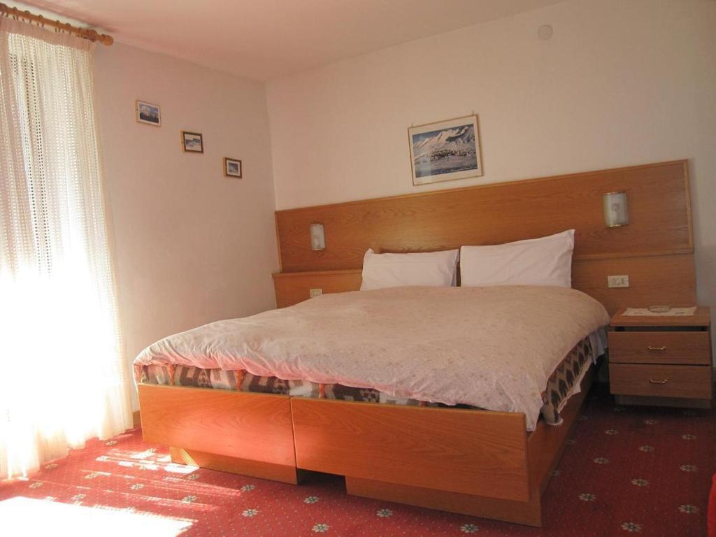 Hotel Presena Пасо дел Тонале Стая снимка