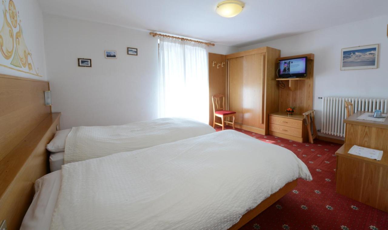 Hotel Presena Пасо дел Тонале Екстериор снимка
